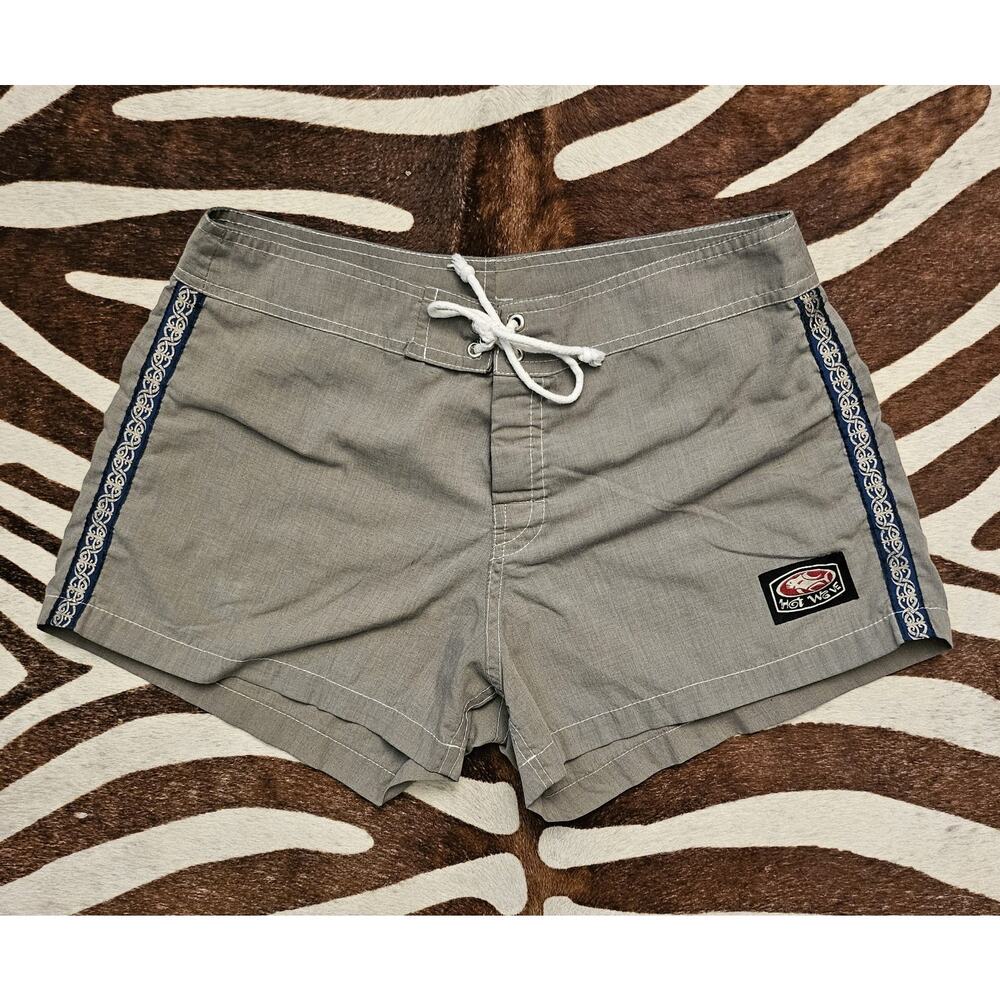Vintage 90s Hot Wave Swimwear Men's SMALL Short Shorts Unlined 3in Inseam